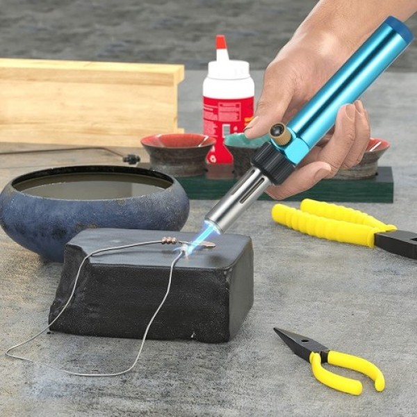 Portable Gas Soldering Iron Butane Soldering Iron Welding Torch Tool with Adjustable Flame 2370℉ High Temp for Electronics Wood 